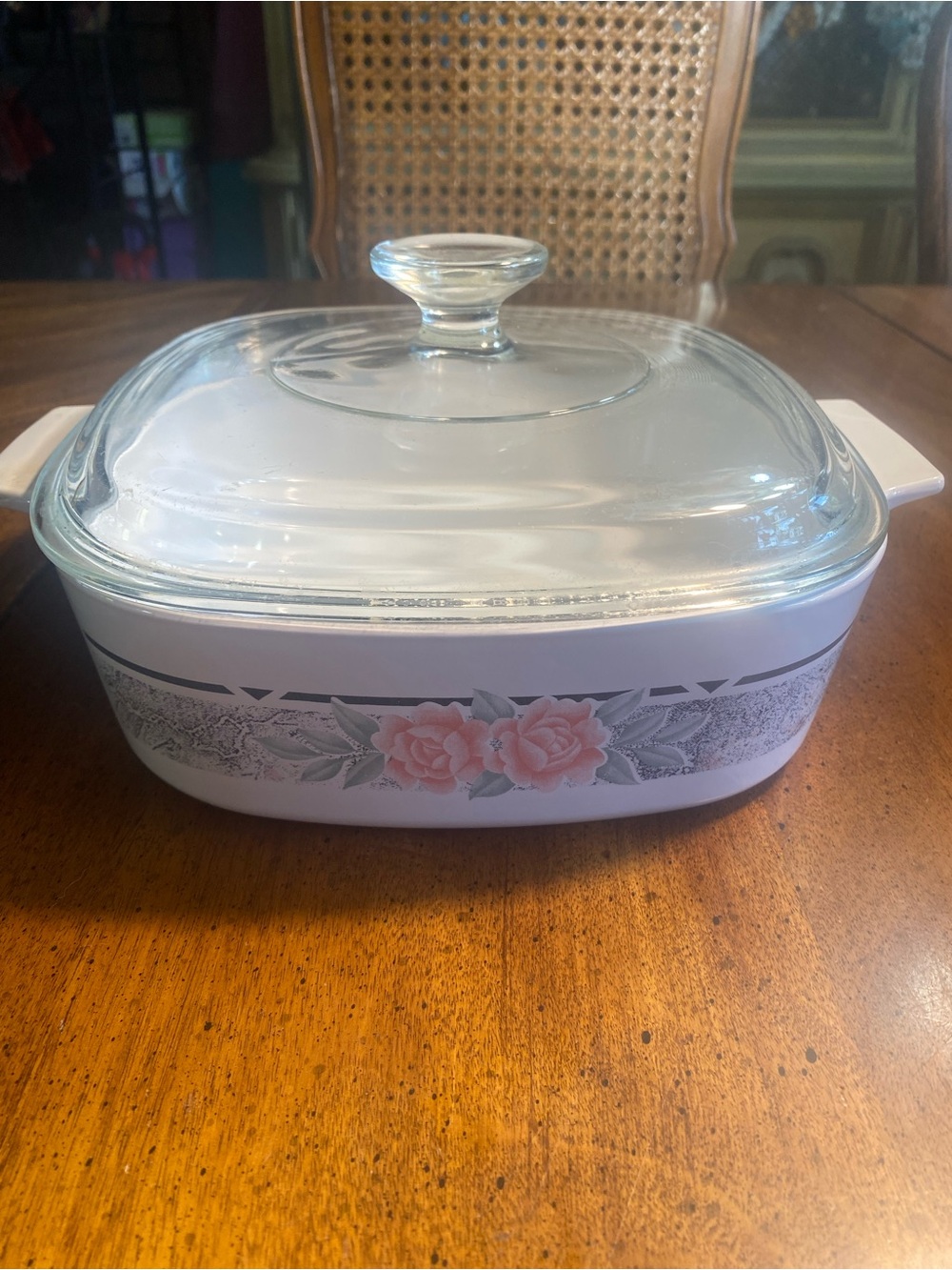Corningware 2 Qt Silk & Roses with Pyrex Lid